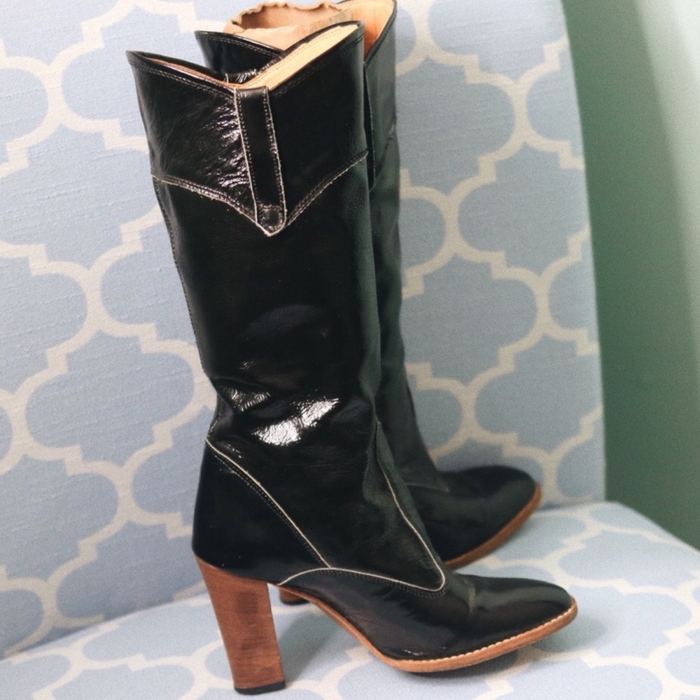 Vintage Cowboy style black leather Boots